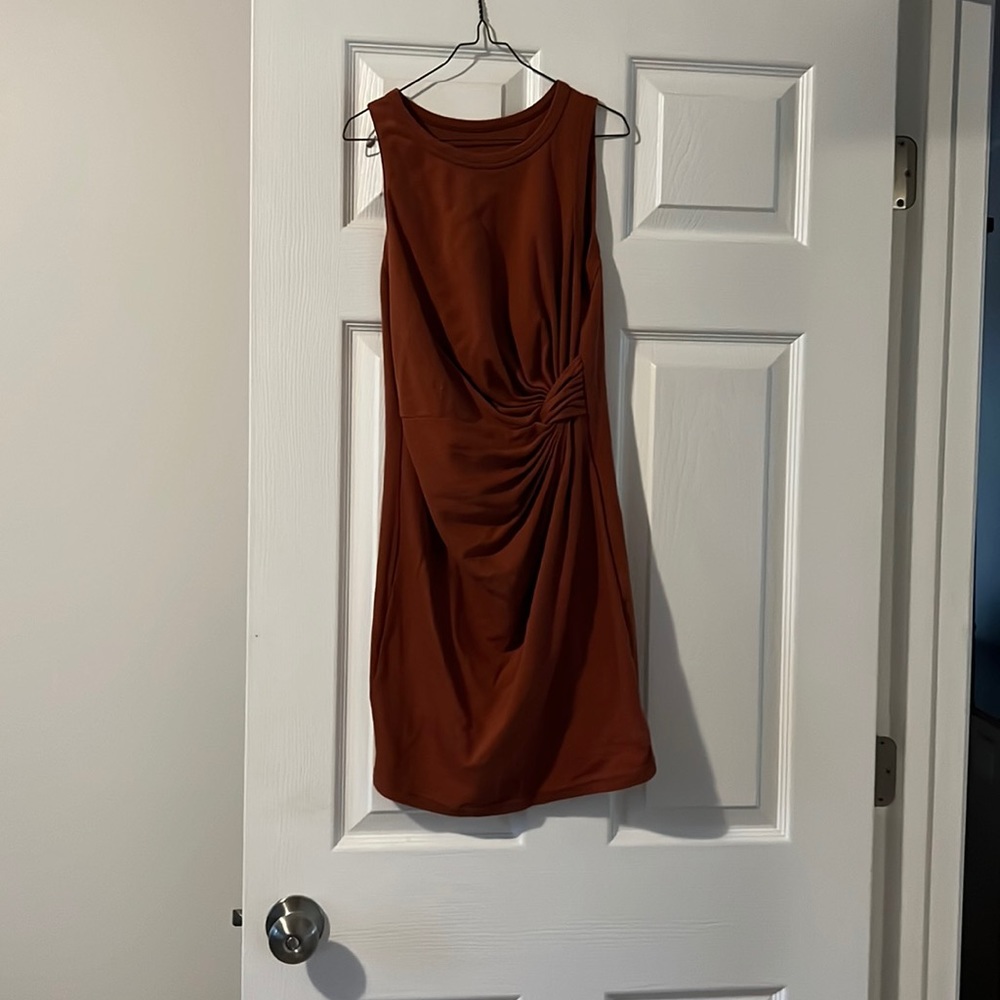 Side knot dress